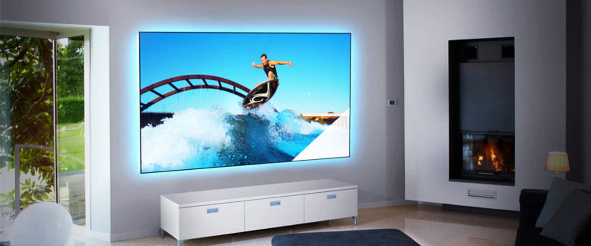 choosing the right projection screen